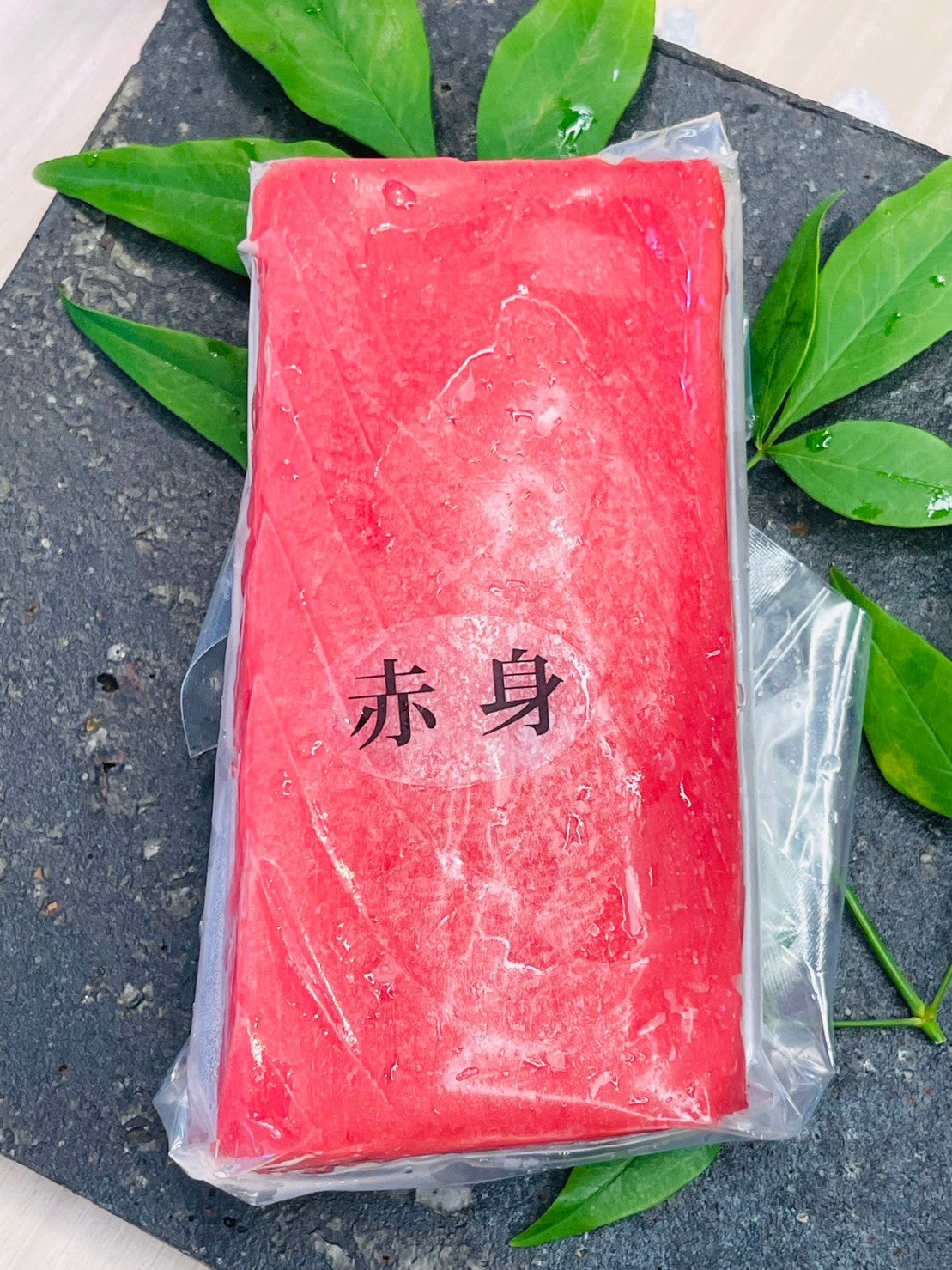 天然本マグロ赤身(成形柵)アイルランド産